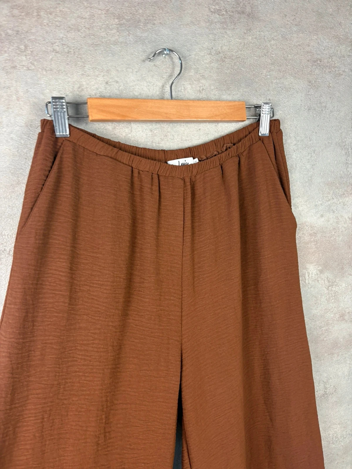 ♡ Brown Flowy Louise Pants Size 38/M ♡ – photo 2